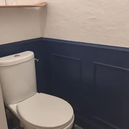Maison De Ville Atypique Avec Filet Suspendu Сasa de vacaciones Cahors