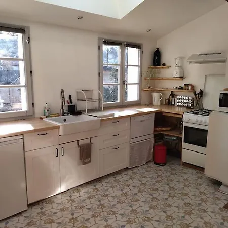 Maison De Ville Atypique Avec Filet Suspendu Casa vacanze *